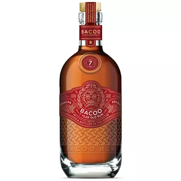 Bacoo 7 éves rum (0,7L / 40%)