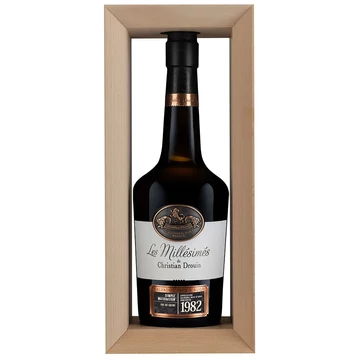 Christian Drouin calvados 1982 fadobozban (0,7L / 42%)