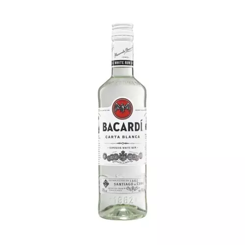 Bacardi Carta Blanca rum (0,5L / 37,5%)