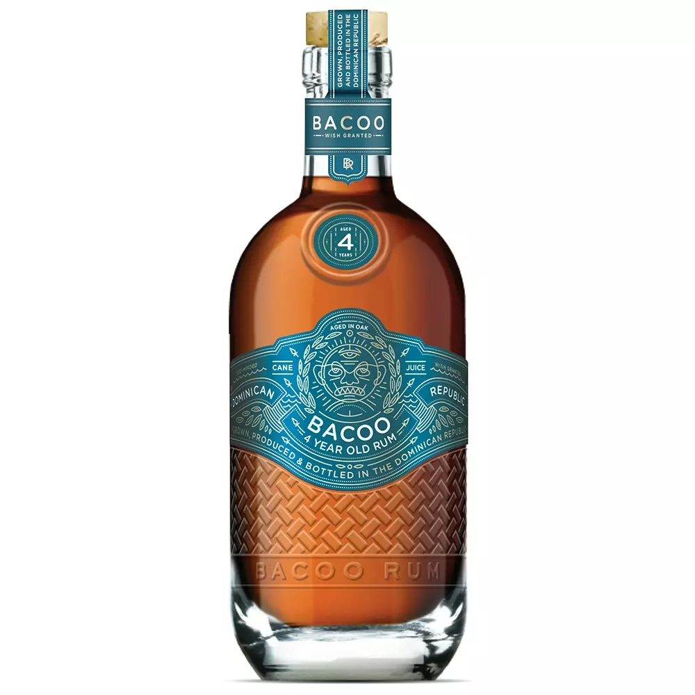 Bacoo 4 éves rum (0,7L / 40%)
